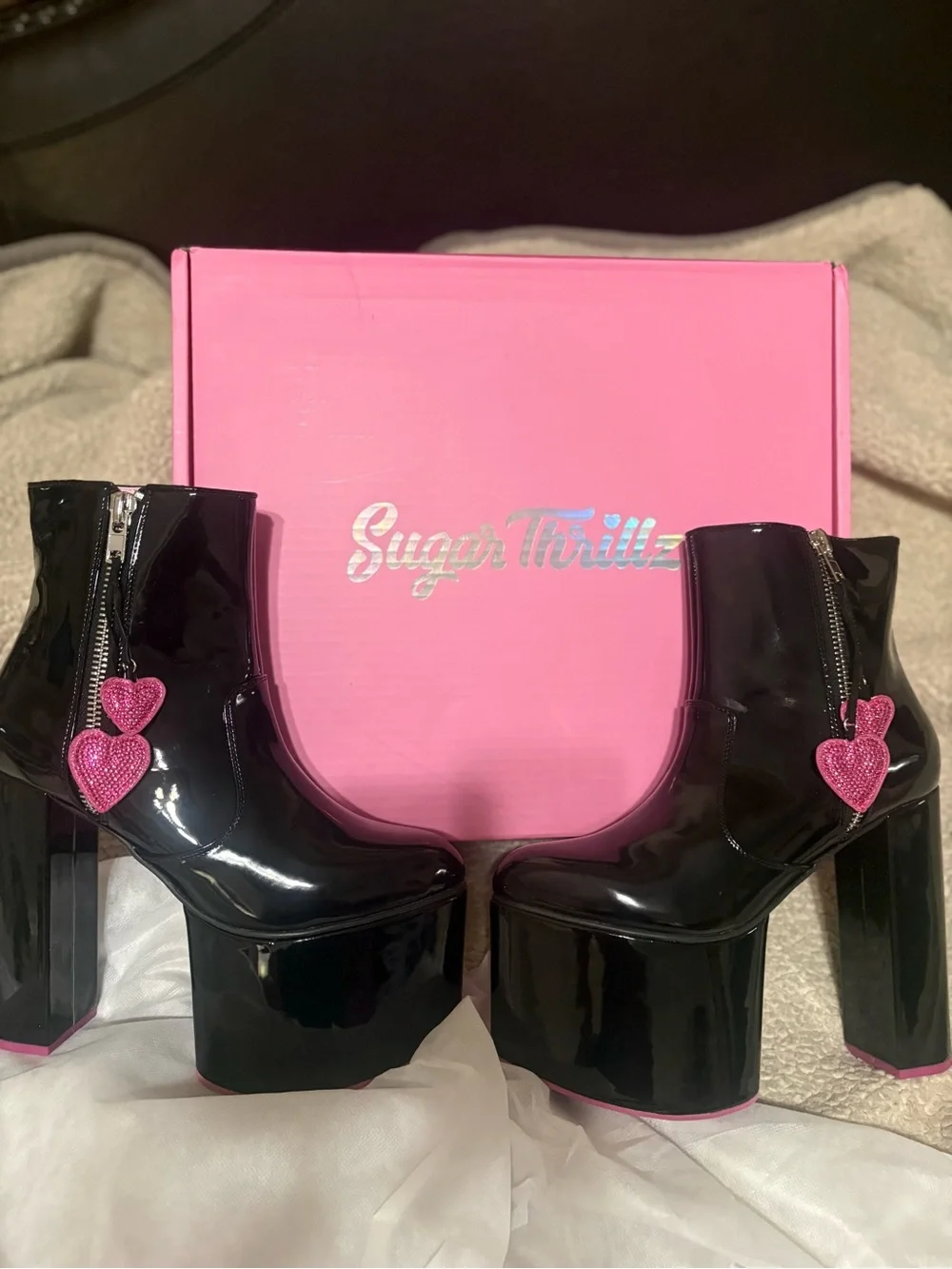 Sugar Thrillz Dollskill Black Patent Platform Ankle Boots with Pink Heart Zipper